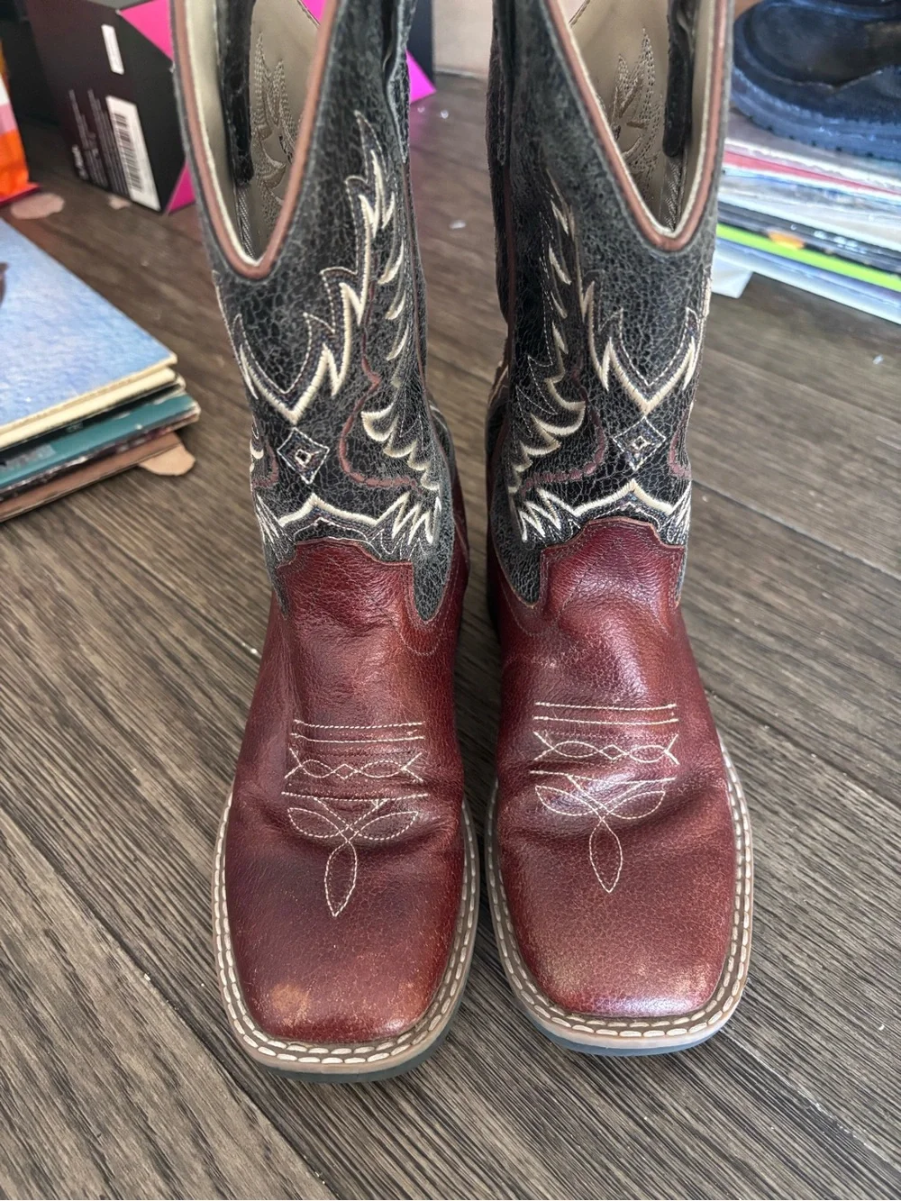 Cody James  Western Pull-On Boots as 1.0-D
